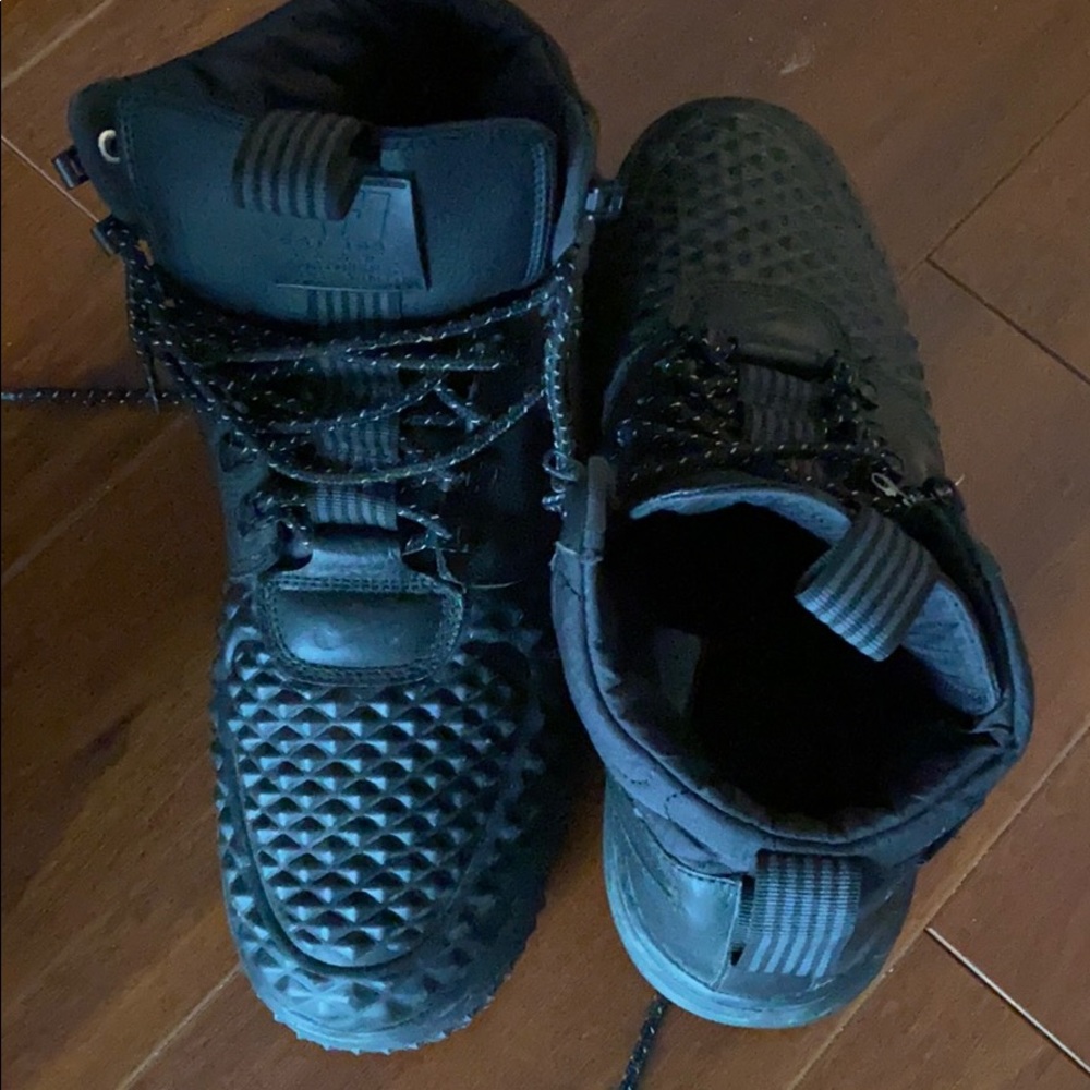 Men’s shoes